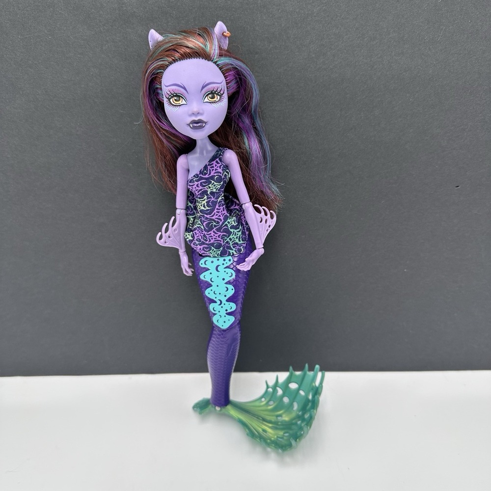 Monster High Great Scarrier Reef Clawdeen Wolf Great Glowsome Ghoulfish SEE